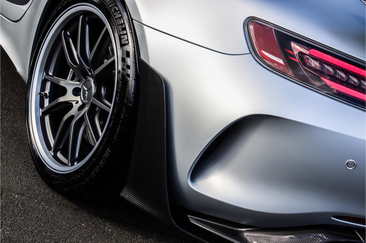 Mercedes-Benz AMG-GT 4.0 R PRO **Ceramic/Achterasbesturing/Full carbon**