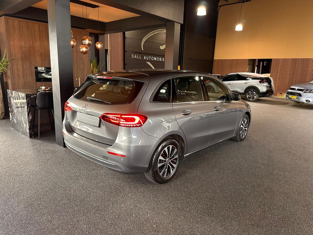 Mercedes-Benz B-KLASSE 180 Business Line Navi/Camera