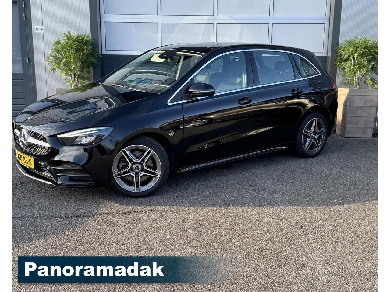Mercedes-Benz B-KLASSE 250 e Luxury Line AMG/PANO/LEER/