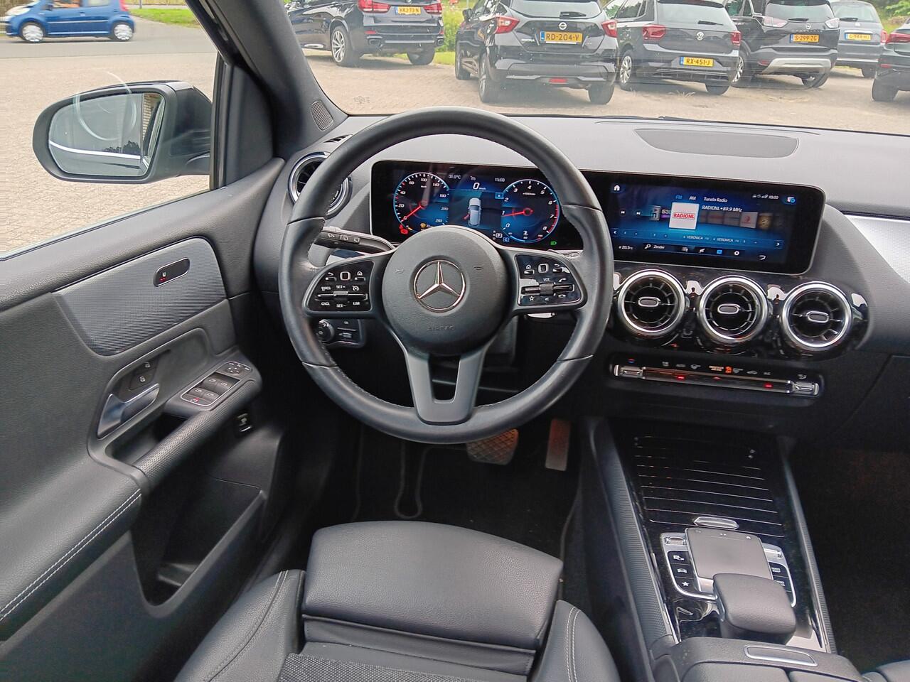 Mercedes-Benz B-KLASSE 180 Business Solution|NAV|CLIMA|1ste eigenaar|CAMERA|Nieuwstaat