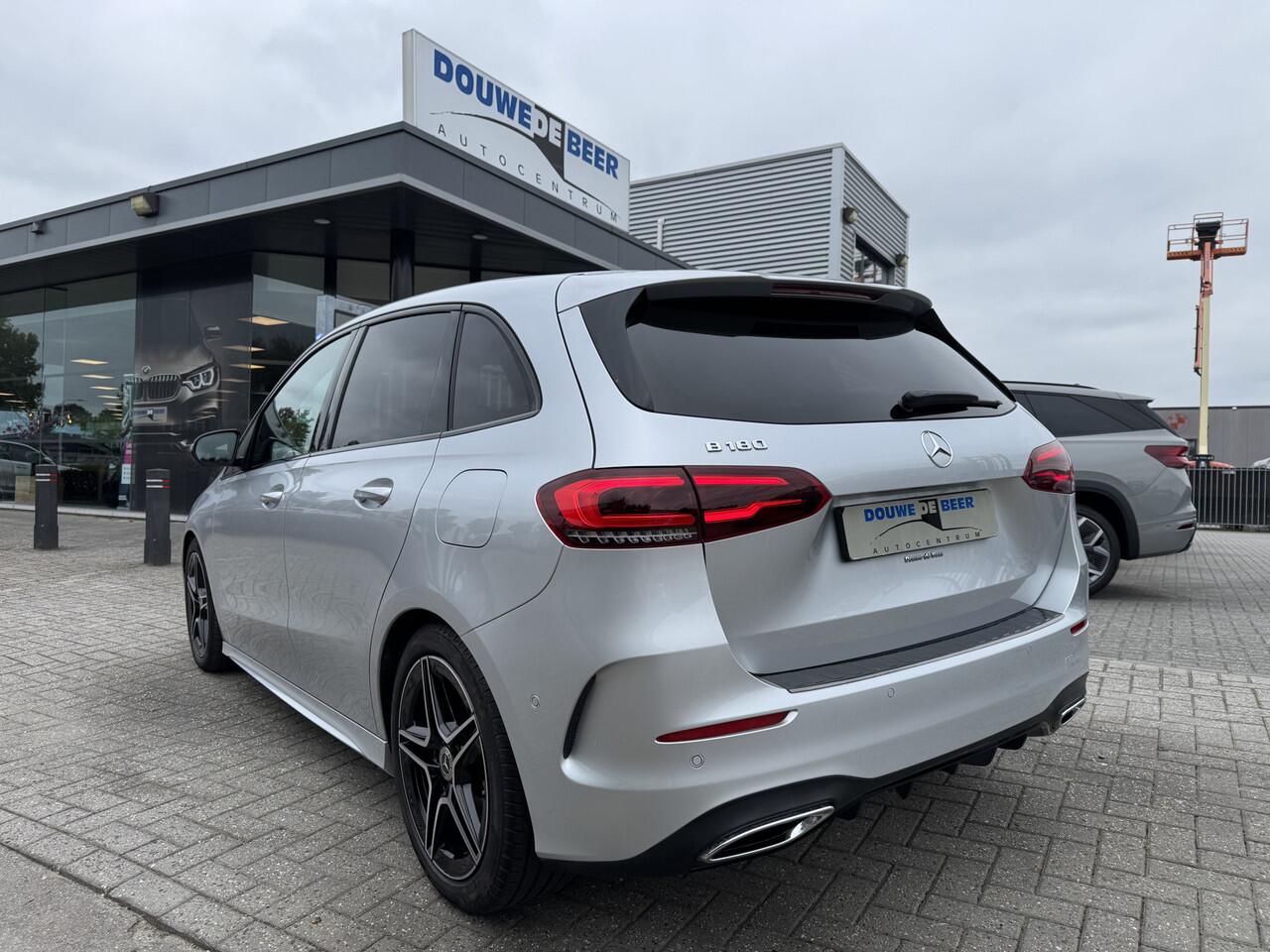 Mercedes-Benz B-KLASSE 180 Business Solution AMG Trekhaak | Night | Elekt. Klep | Stoelverw. | Camera