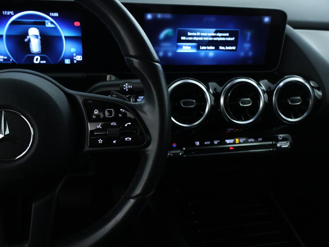 Mercedes-Benz B-KLASSE 180 Advantage Achteruitrijcamera | Ledkoplampen | EASY PACK achterklep | Navigatiesysteem met harde schijf. Inclusief 24 maanden MB Certified garantie voor Europa.