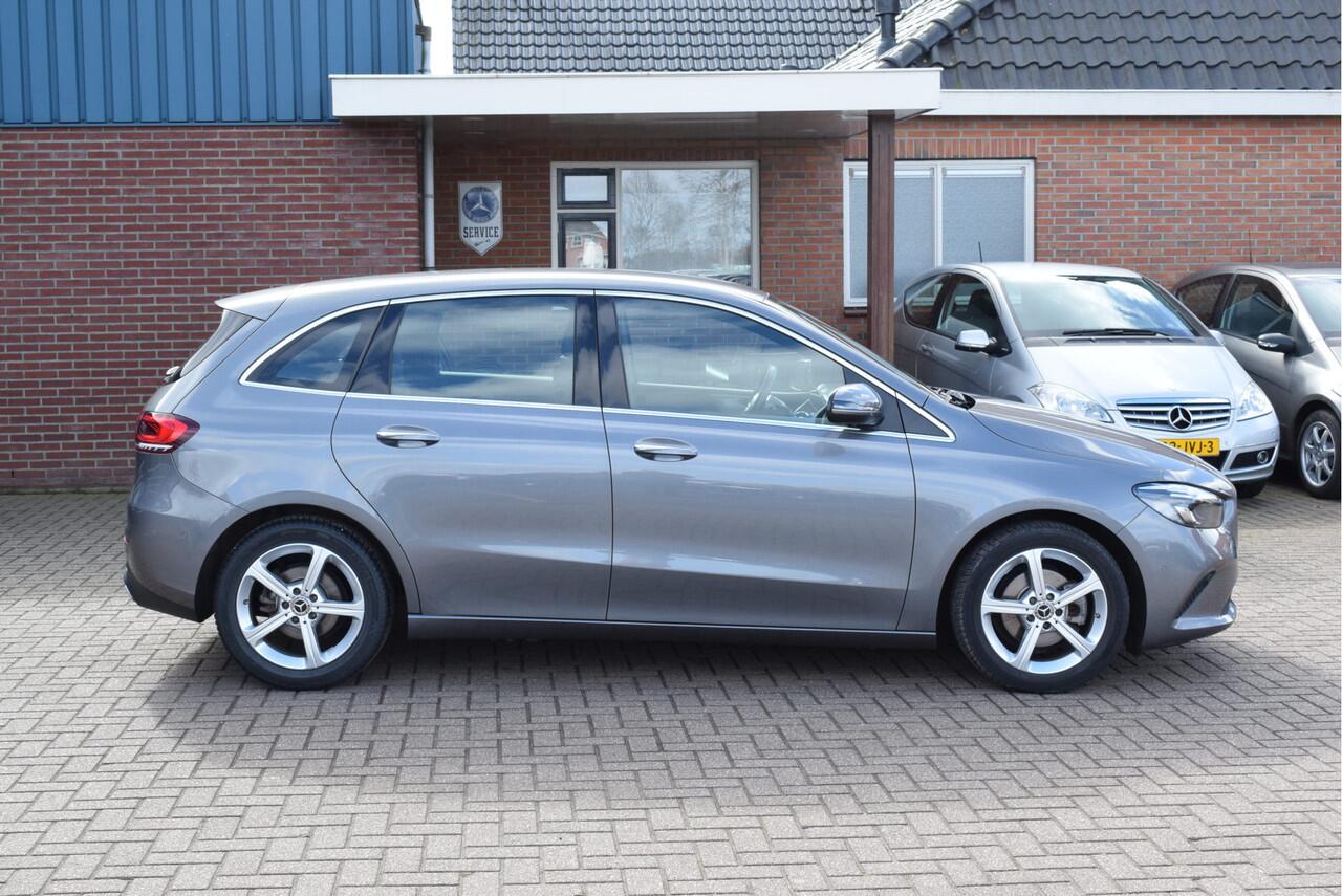 Mercedes-Benz B-KLASSE 180 Launch Edition Premium