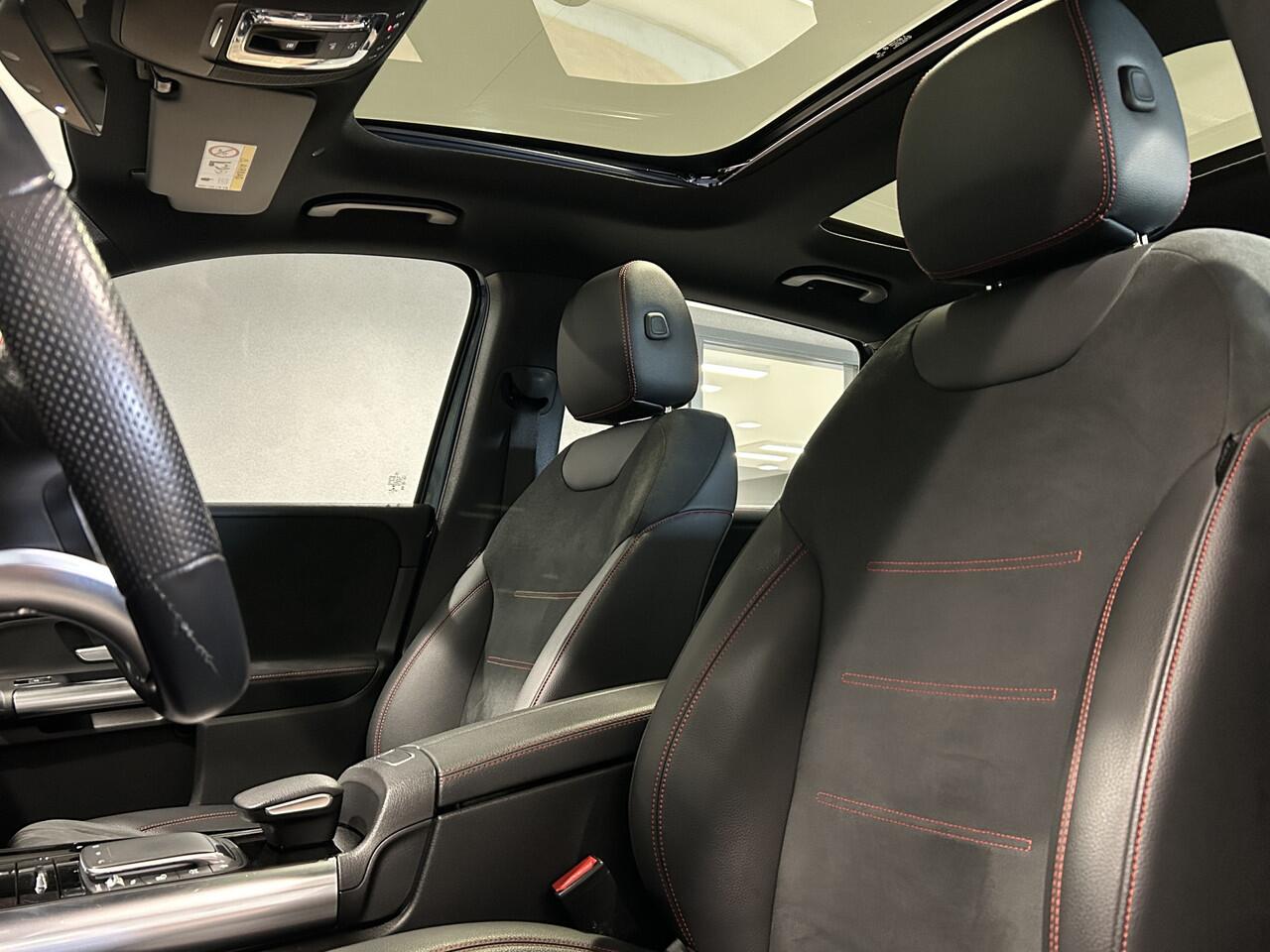 Mercedes-Benz B-KLASSE 180 AMG // Panoramadak // Camera // Carplay // Elek. Achterklep // Cruise Control // Parkeersensoren