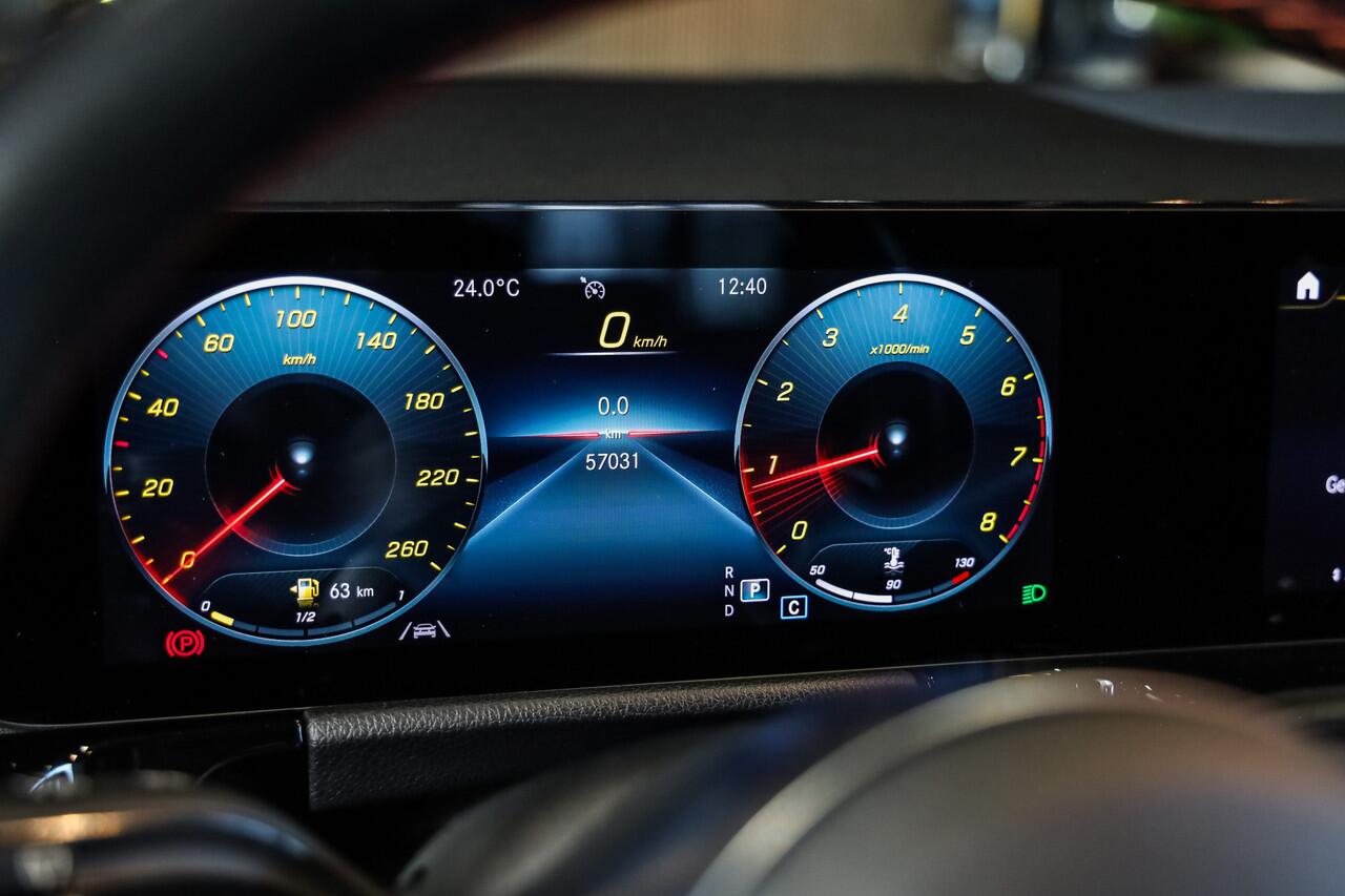 Mercedes-Benz B-KLASSE 180 Business Solution AMG Sportstoelen Leder, Camera, MBUX, Night/ Spiegel/ Ambiente/ Design/ Seat Comfort pakket, Agility Control, Digitaal Dashboard, DAB, Lmv 18''