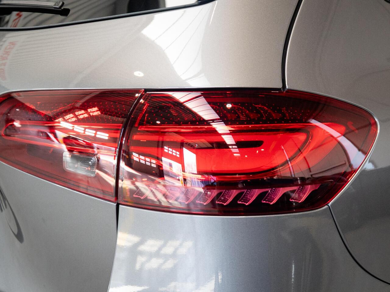 Mercedes-Benz B-KLASSE 180 Star Edition AMG Line Panorama dak | Trekhaak