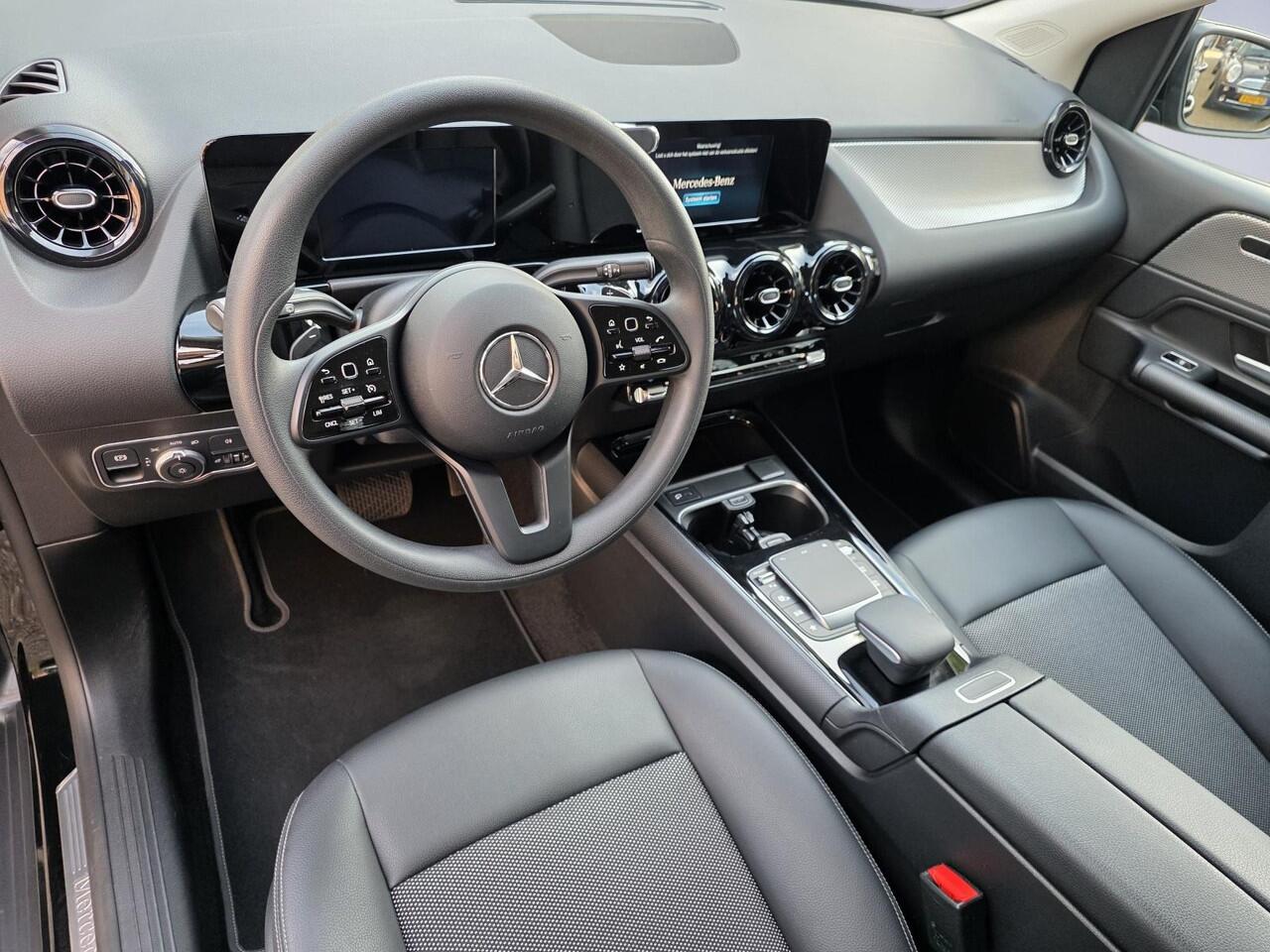 Mercedes-Benz B-KLASSE 250 e Business Solution Luxury Limited /Apple Carplay/Half leder/Parkeersens. rondom/Stoelverw./DAB+/Licht&Regensens./Virtual Cockpit/(MET GARANTIE*)