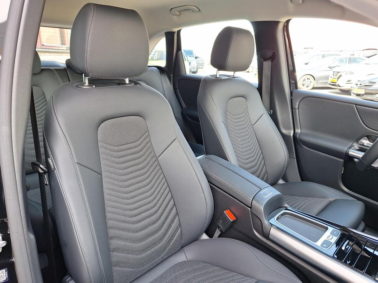 Mercedes-Benz B-KLASSE 250 e Business Line | Achteruitrijcamera | Widescreen | Stoelverwarming | Elektrische achterklep | LED verlichting