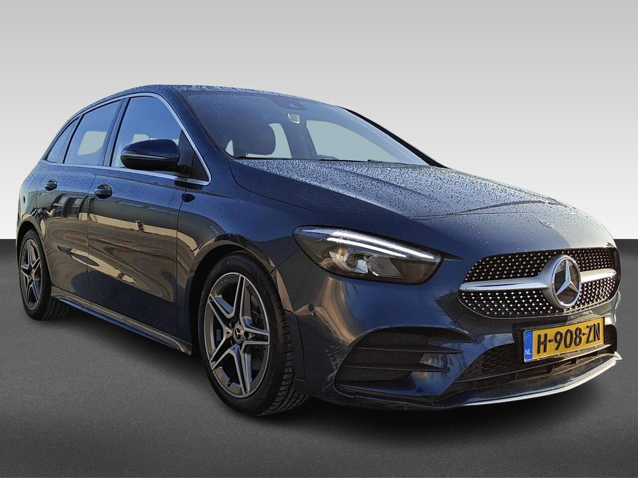 Mercedes-Benz B-KLASSE 180 Business Solution AMG | AMG Styling | Sfeerverlichting | Voorstoelen verwarmd
