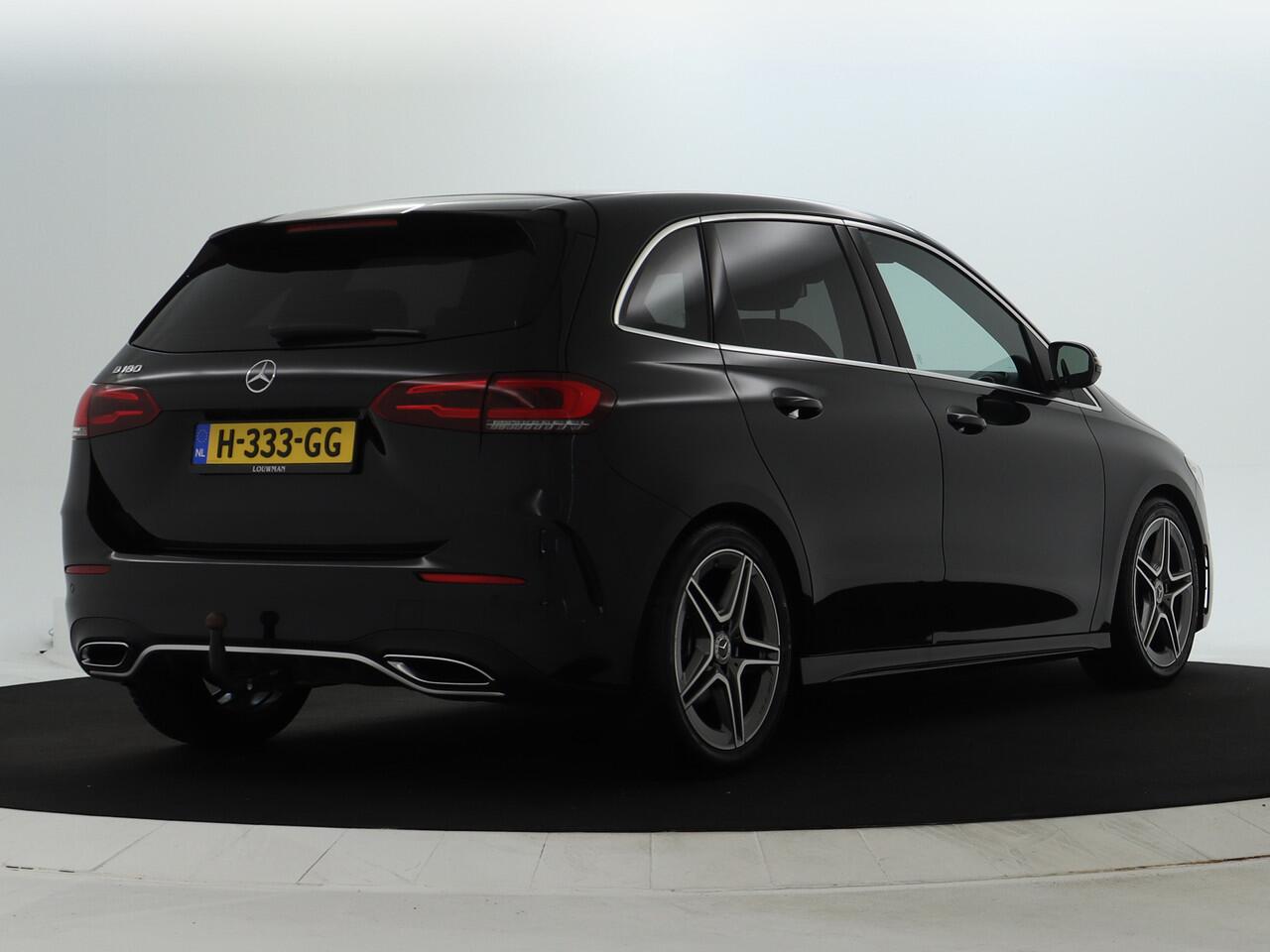 Mercedes-Benz B-KLASSE 180 Business Solution AMG | Achteruitrijcamera | Smartphone integratiepakket | Elektrische achterklep | Inclusief 24 maanden MB Certified garantie voor Europa.