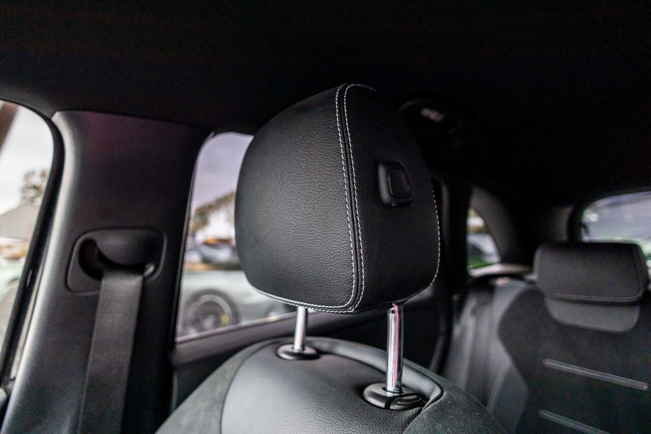 Mercedes-Benz B-KLASSE 250 e Premium Plus AMG | Night | Carplay