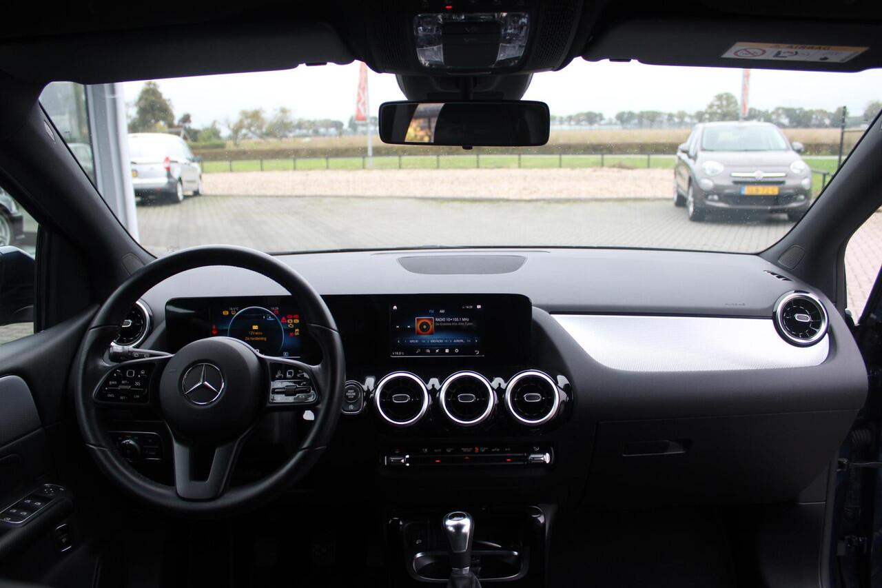 Mercedes-Benz B-KLASSE 160 Style Camera/Led/Dealer onderhoud/N.A.P.