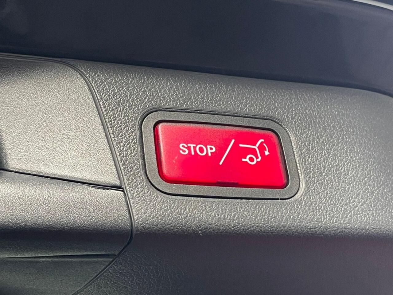 Mercedes-Benz B-KLASSE 180 Bus. Sol. AMG