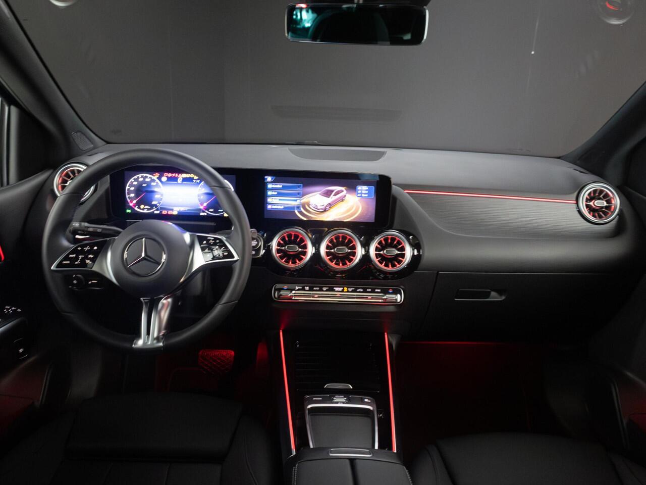 Mercedes-Benz B-KLASSE 180 Star Edition Luxury Line Panorama dak