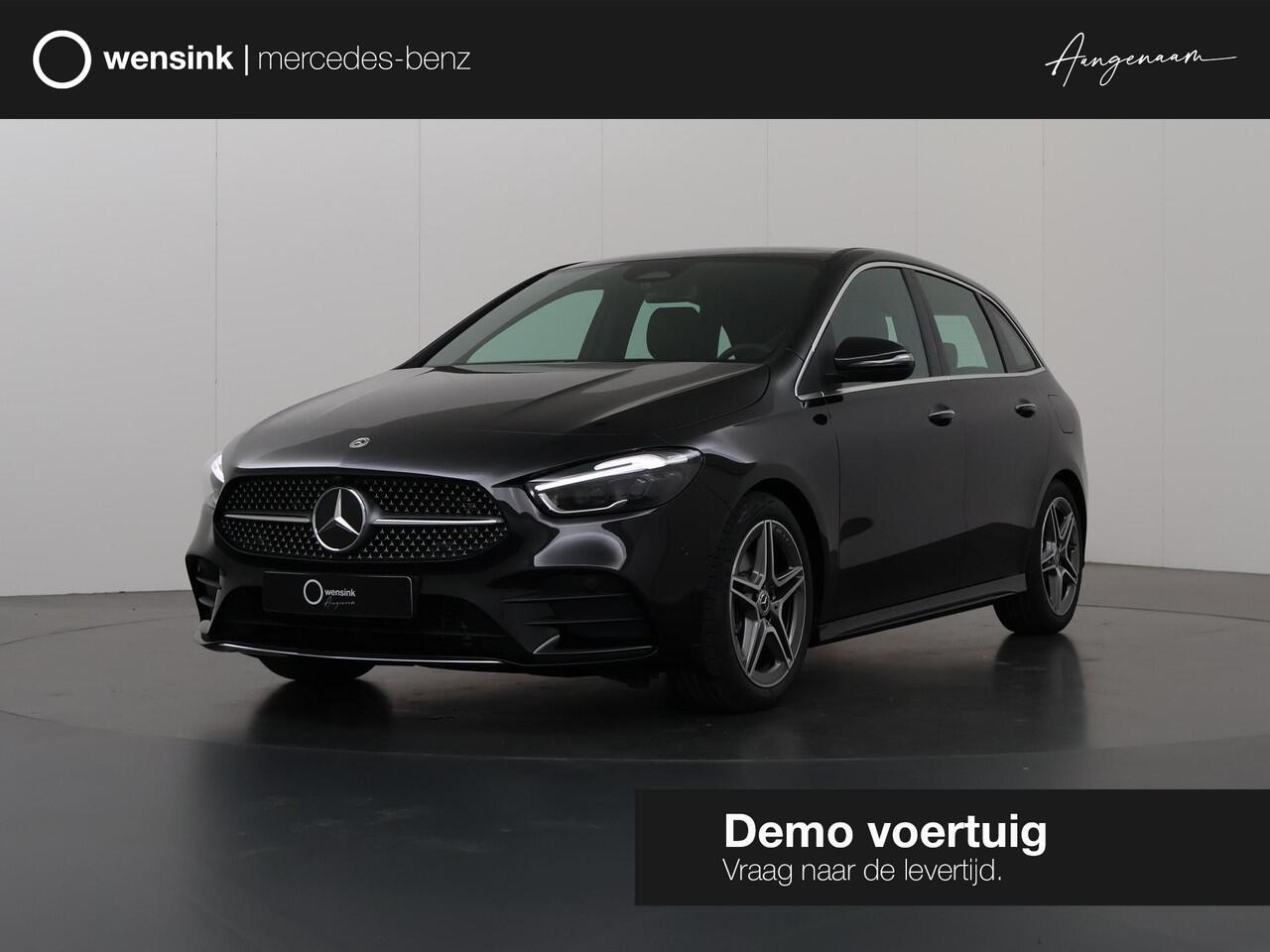 Mercedes-Benz B-KLASSE 180 AMG Line | Panoramadak | Trekhaak | Winter pakket | Matrix LED koplampen