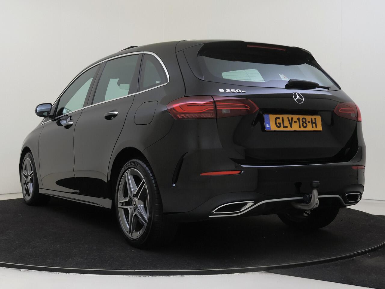 Mercedes-Benz B-KLASSE 250 e Star Edition AMG Line Plus | Panoramadak | Leder/Alcantara | Camera | Navigatie | Stoelverwarming UITVERKOOP!!!