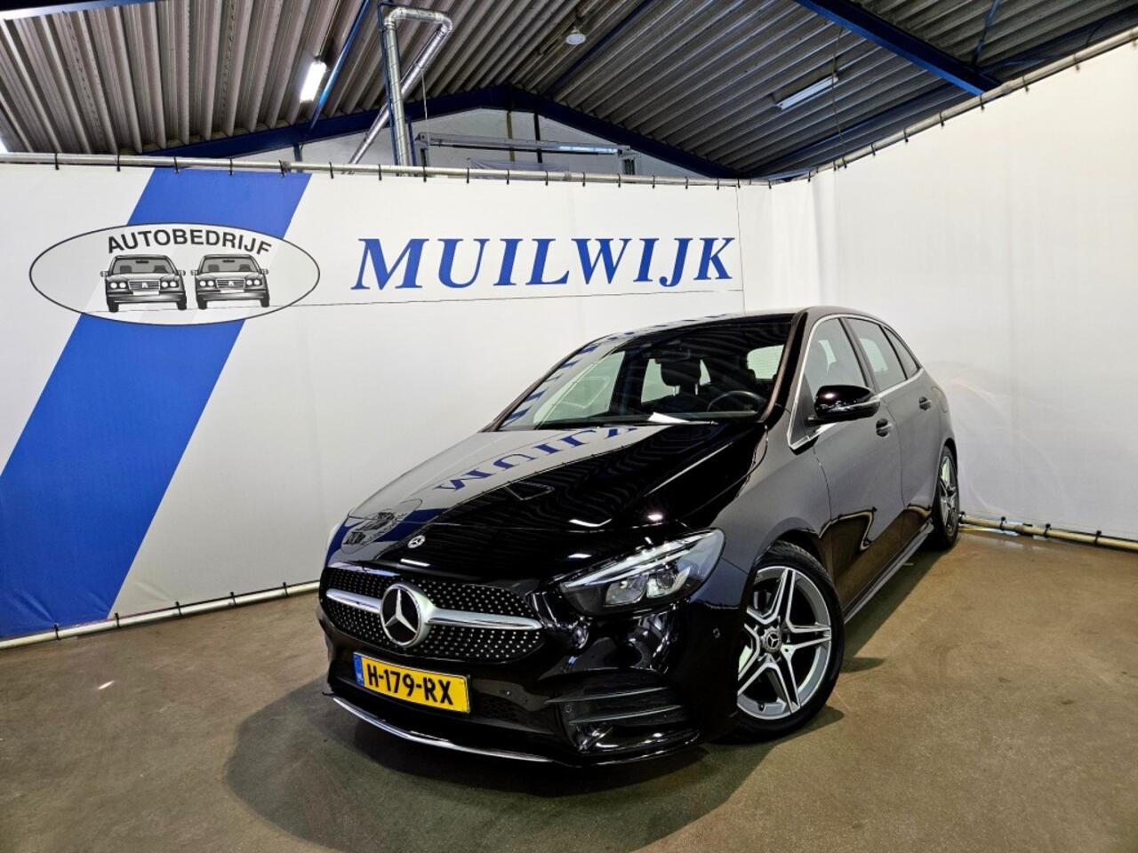 Mercedes-Benz B-KLASSE 180 Business Solution AMG / Widescreen / NL Auto