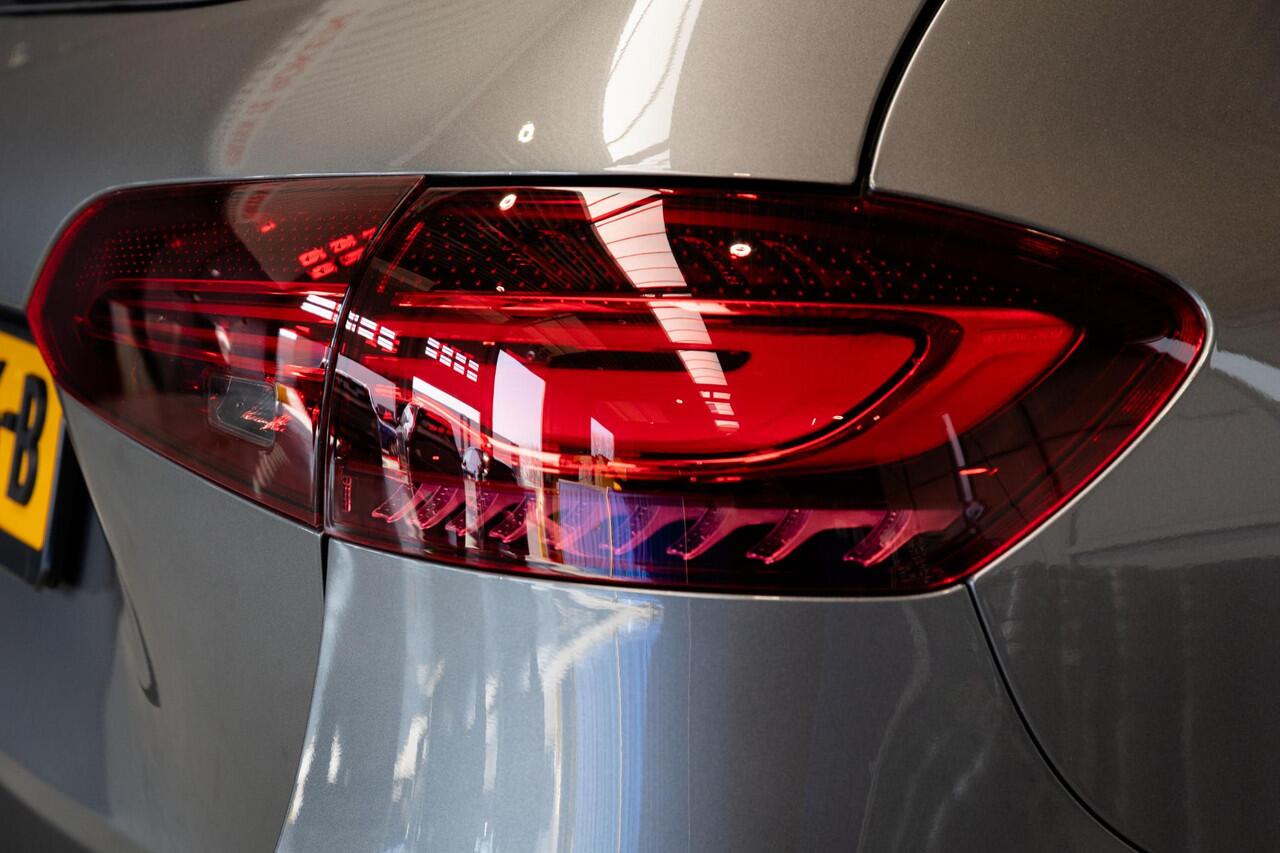 Mercedes-Benz B-KLASSE 180 Star Edition AMG Line Panorama dak | Trekhaak