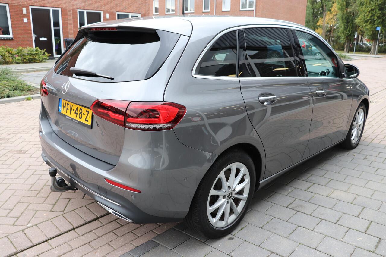 Mercedes-Benz B-KLASSE 250 Premium Plus. Automaat. Wegklapbare trekhaak/ navigatie