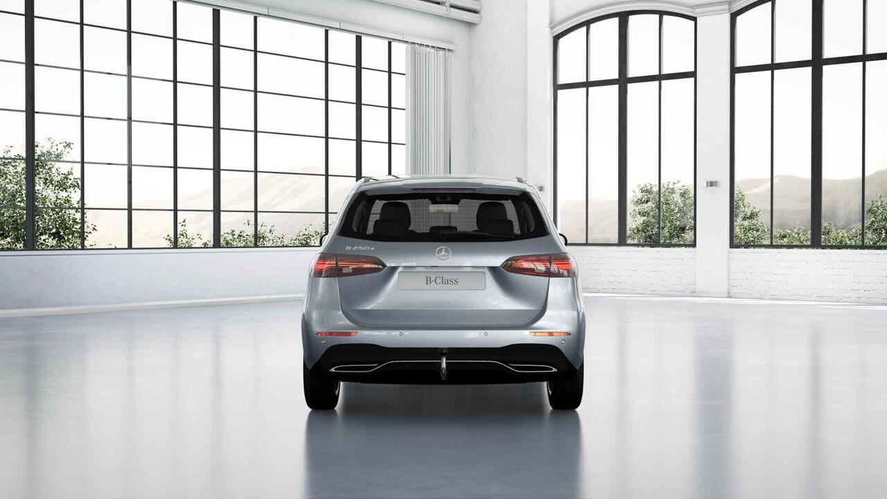 Mercedes-Benz B-KLASSE 250 e Business Solution Luxury Lin | Apple CarPlay | Achteruitrijcamera | Trekhaak | MULTIBEAM LED | Stoelverwarming |