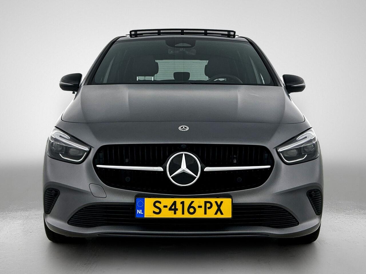 Mercedes-Benz B-KLASSE 200 automaat Luxury | Panorama schuif/kanteldak | MultiBeam Led Lights | Night pakket | Apple CarPlay | Thermotronic Climate Control | Parkeer - en Spiegel pakket | Inclusief 24 maanden MB Certified garantie voor Europa.