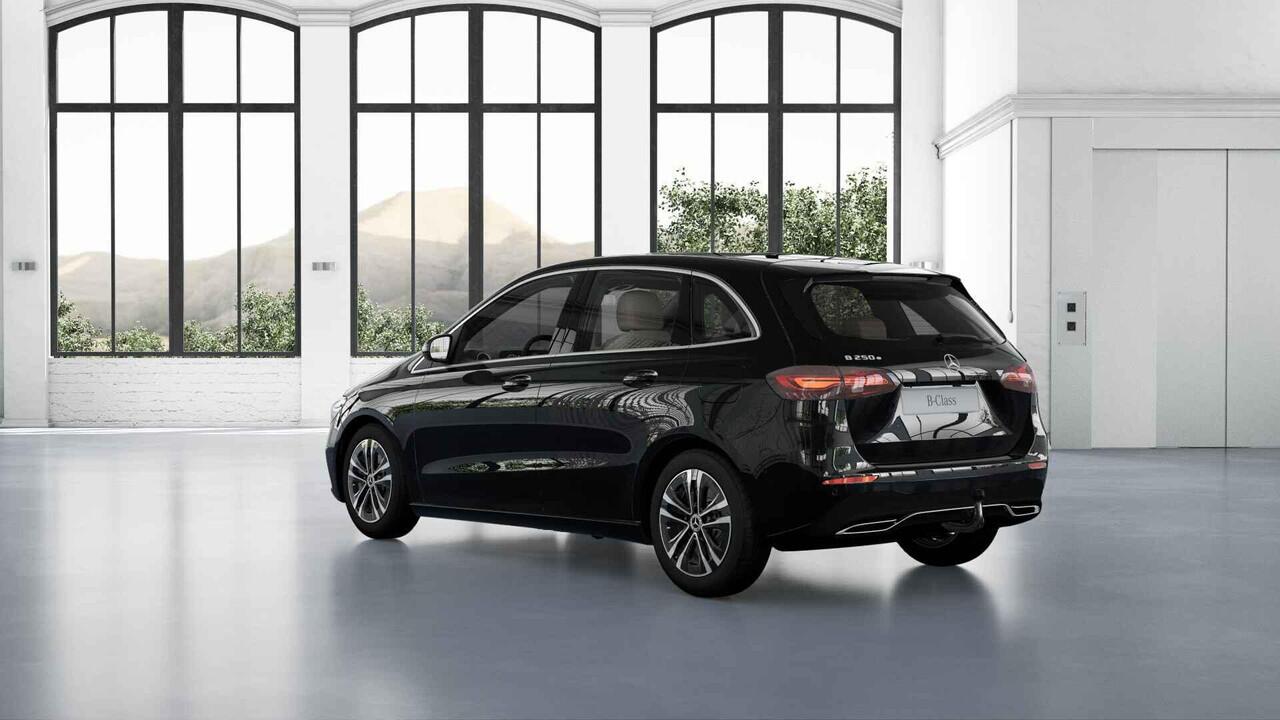 Mercedes-Benz B-KLASSE 250 e Luxury Line | Beige bekleding | Panoramadak | Trekhaak | Verwarmd stuur | Elektrische achterklep |