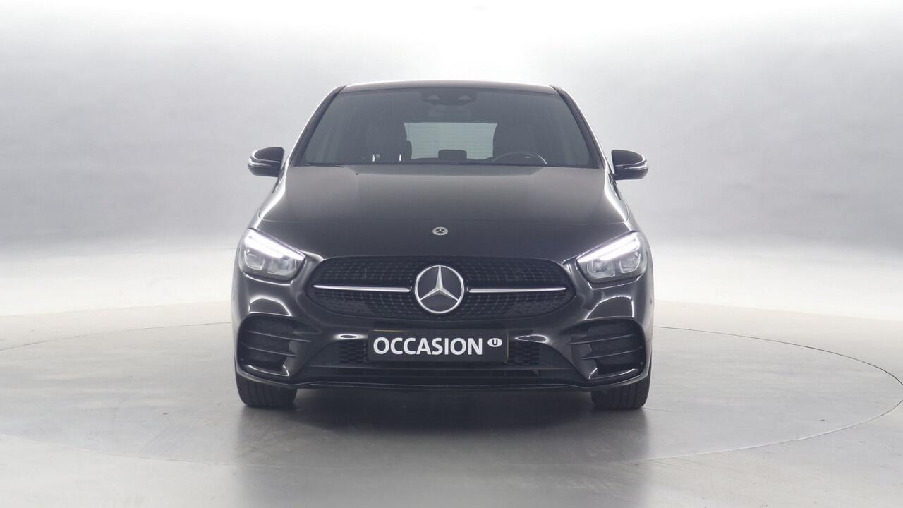 Mercedes-Benz B-KLASSE 250 e 218pk AMG Line / Navigatie / Camera / Stoelverwarming / Sfeerverlichting
