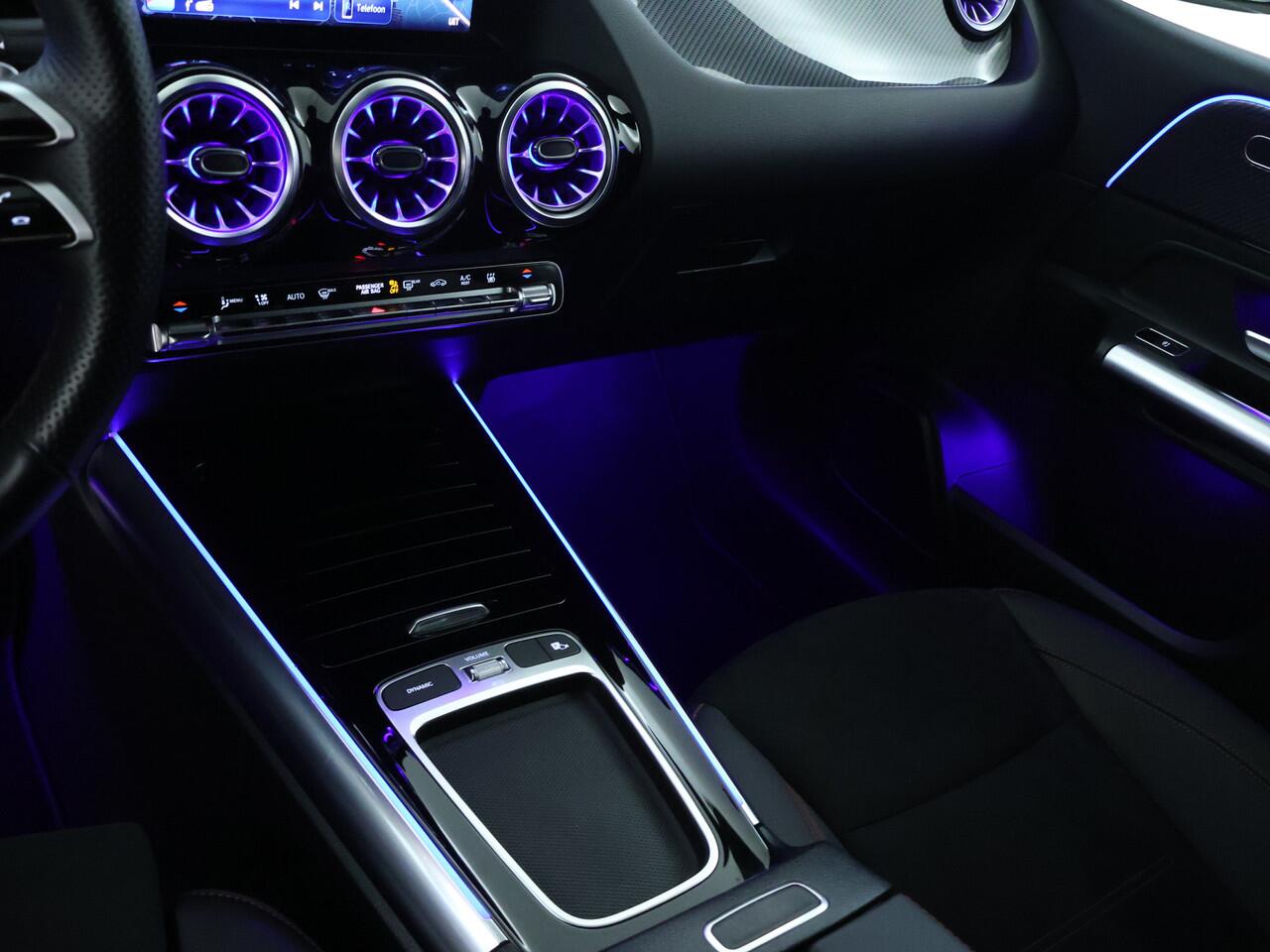 Mercedes-Benz B-KLASSE 250 e Star Edition AMG Line | AMG Line | Night Pakket | Sfeerverlichting | Achteruitrijcamera | Keyless go | EASY PACK achterklep. Inclusief 24 maanden MB Certified garantie voor Europa.