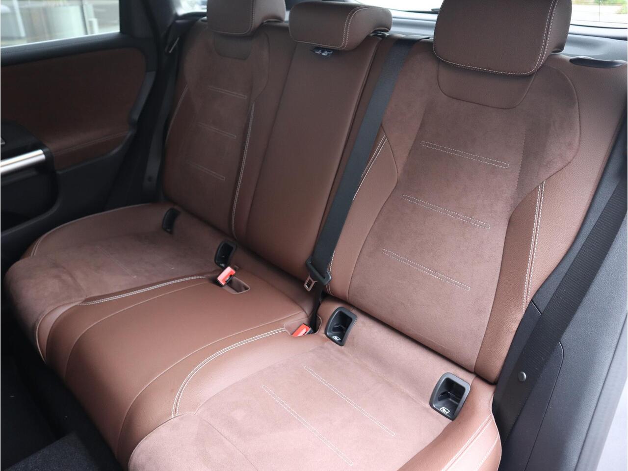 Mercedes-Benz B-KLASSE 180 Business Solution AMG