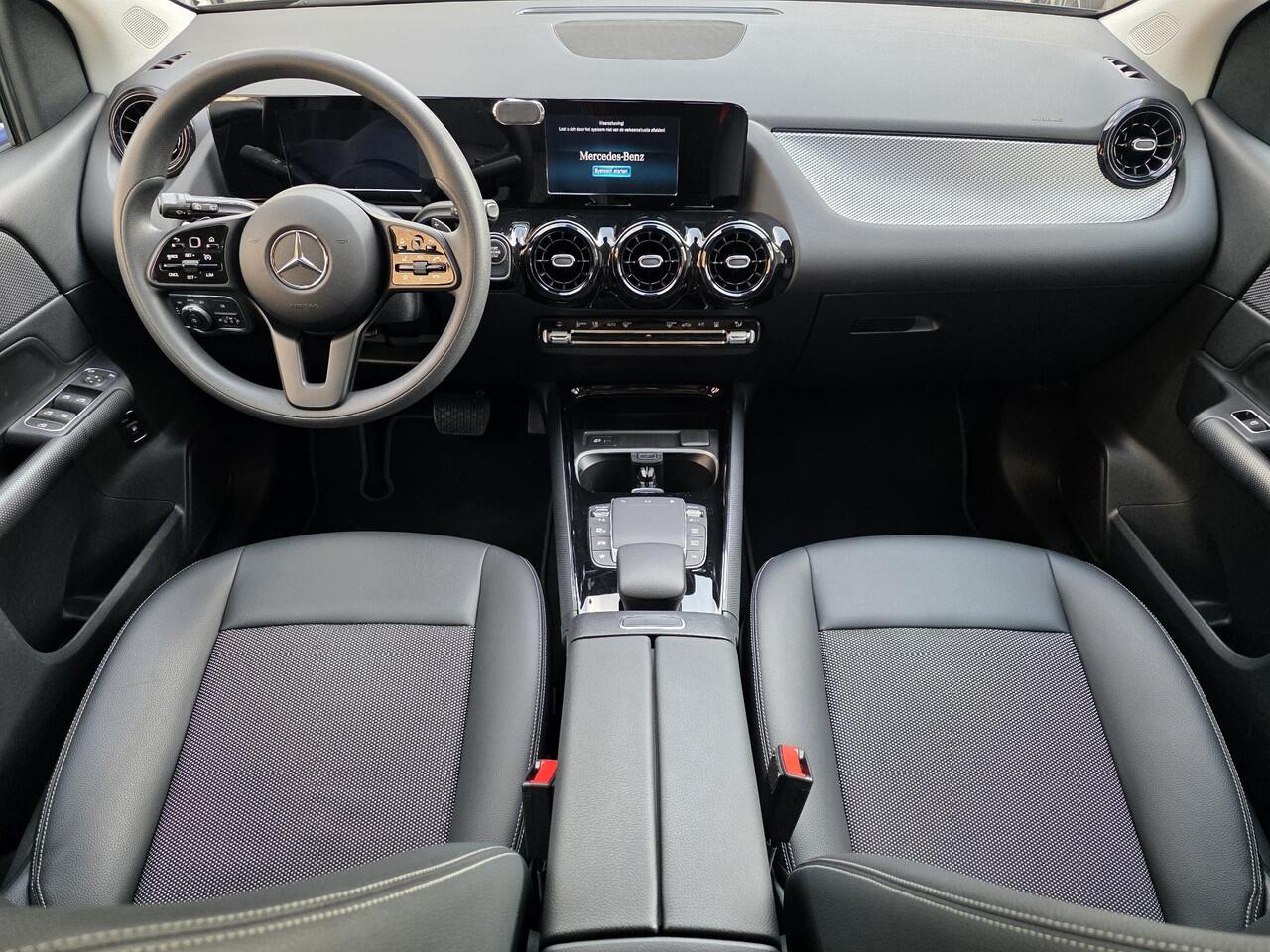 Mercedes-Benz B-KLASSE 250 e Business Solution Luxury Limited /Apple Carplay/Half leder/Parkeersens. rondom/Stoelverw./DAB+/Licht&Regensens./Virtual Cockpit/(MET GARANTIE*)