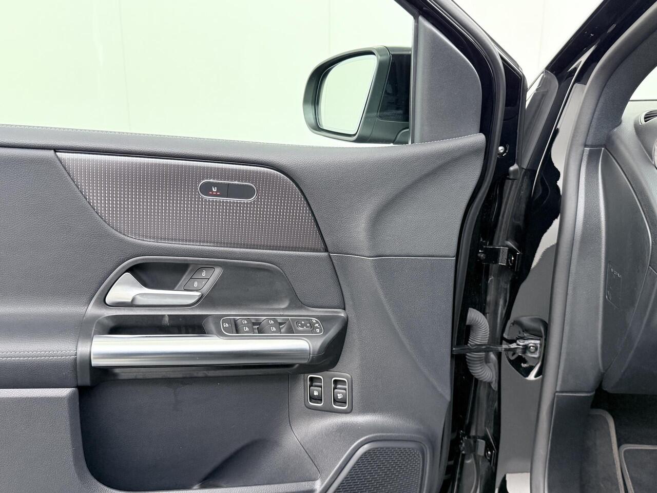 Mercedes-Benz B-KLASSE 250 e Luxury Line SOH 96% | Camera | Navigatie | Stoelverwarming |