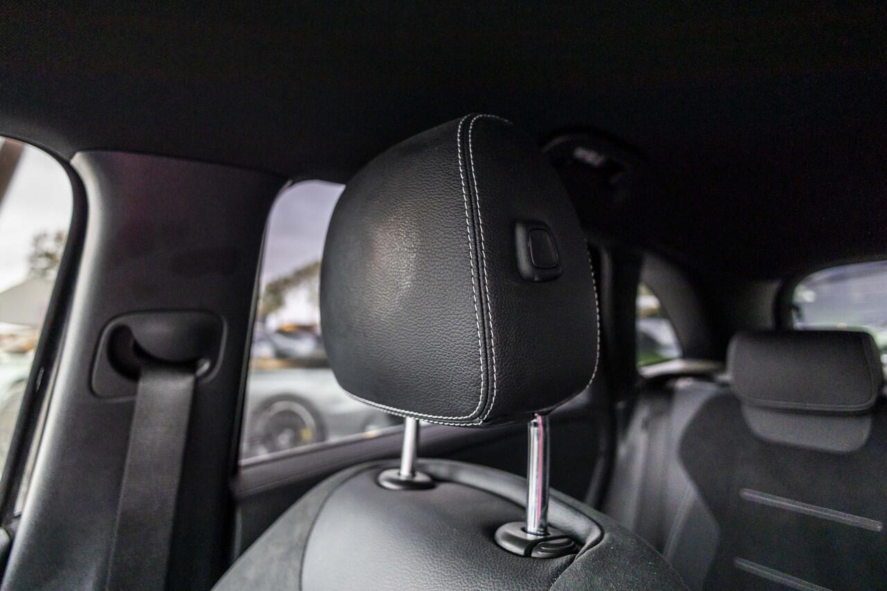 Mercedes-Benz B-KLASSE 250 e Premium Plus AMG | Camera | Carplay