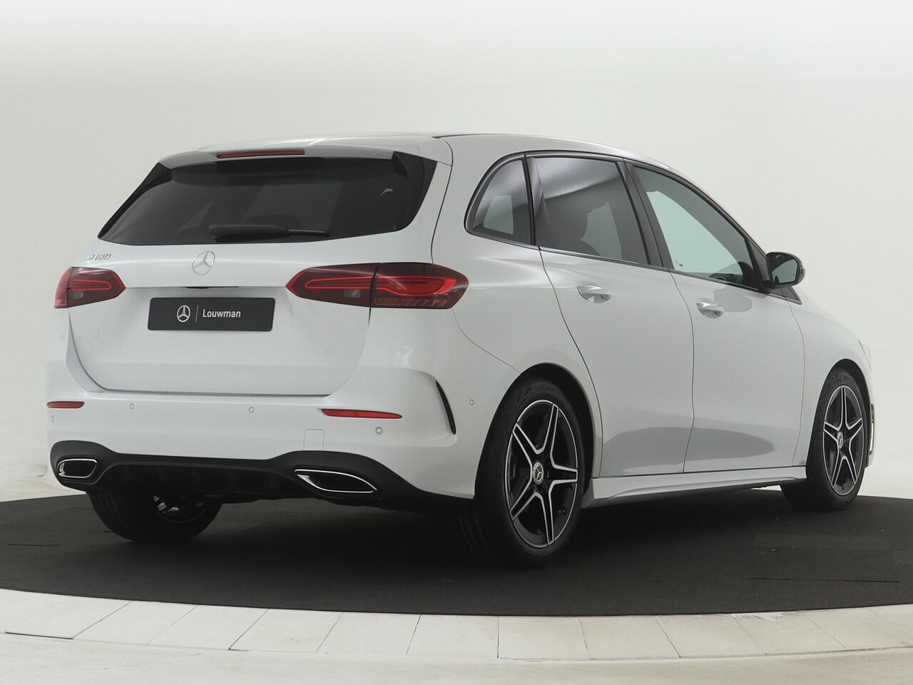 Mercedes-Benz B-KLASSE 180 AMG Line | Nightpakket | Premium pakket | EASY PACK achterklep | USB-pakket plus | MBUX augmented reality voor navigatie | Sfeerverlichting | Zitcomfortpakket |
