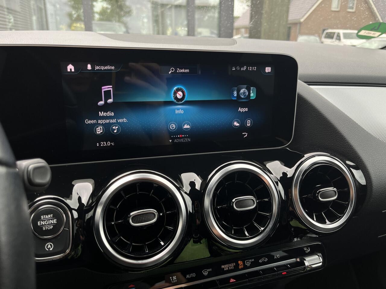 Mercedes-Benz B-KLASSE 180 Business Solution