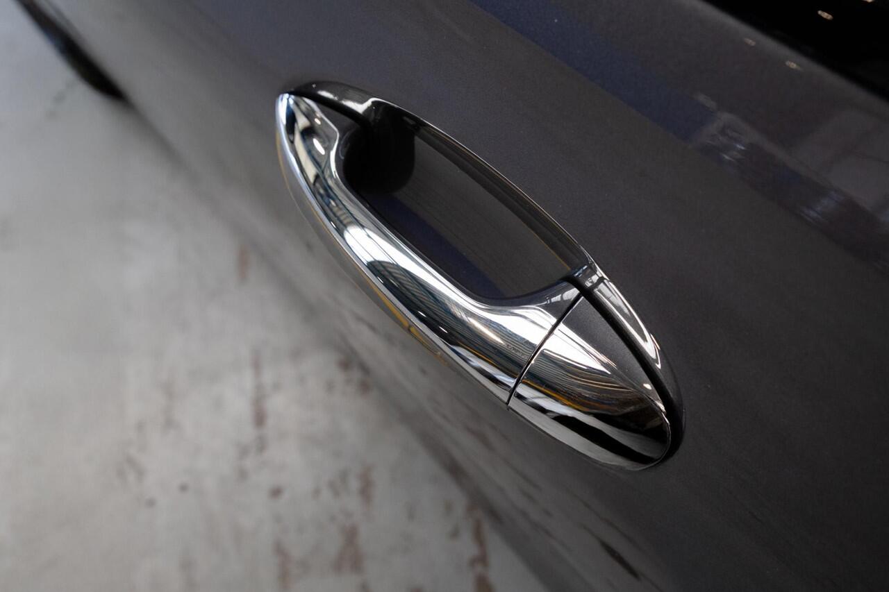 Mercedes-Benz B-KLASSE 180 Star Edition AMG Line Panorama dak | Trekhaak