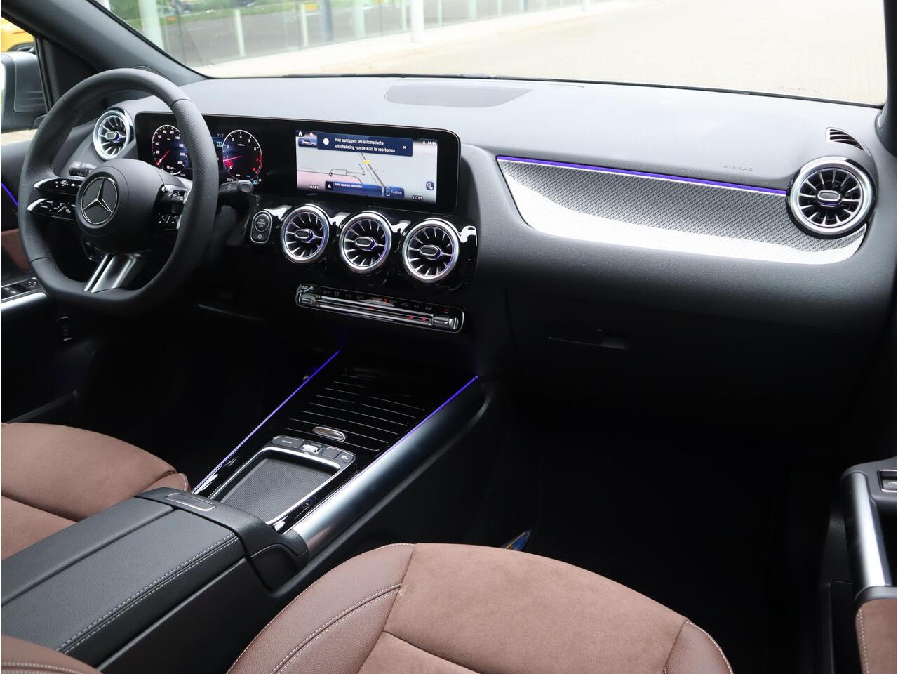 Mercedes-Benz B-KLASSE 180 Business Solution AMG