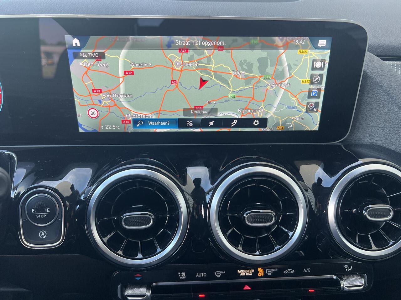 Mercedes-Benz B-KLASSE 180 Automaat Trekhaak Widescreen