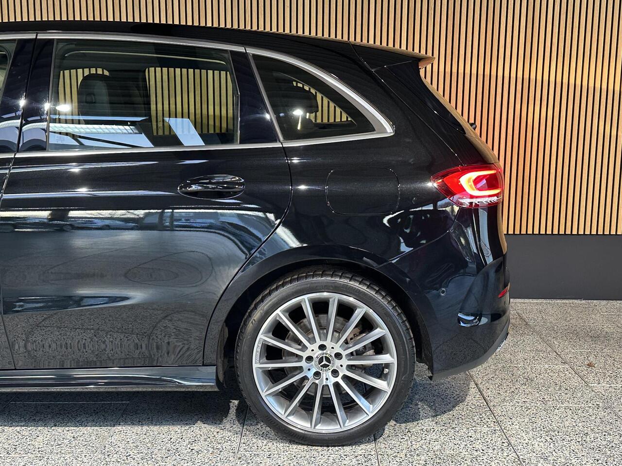 Mercedes-Benz B-KLASSE 250 e Business Line Stoelverwarming | Camera | Carbon inleg