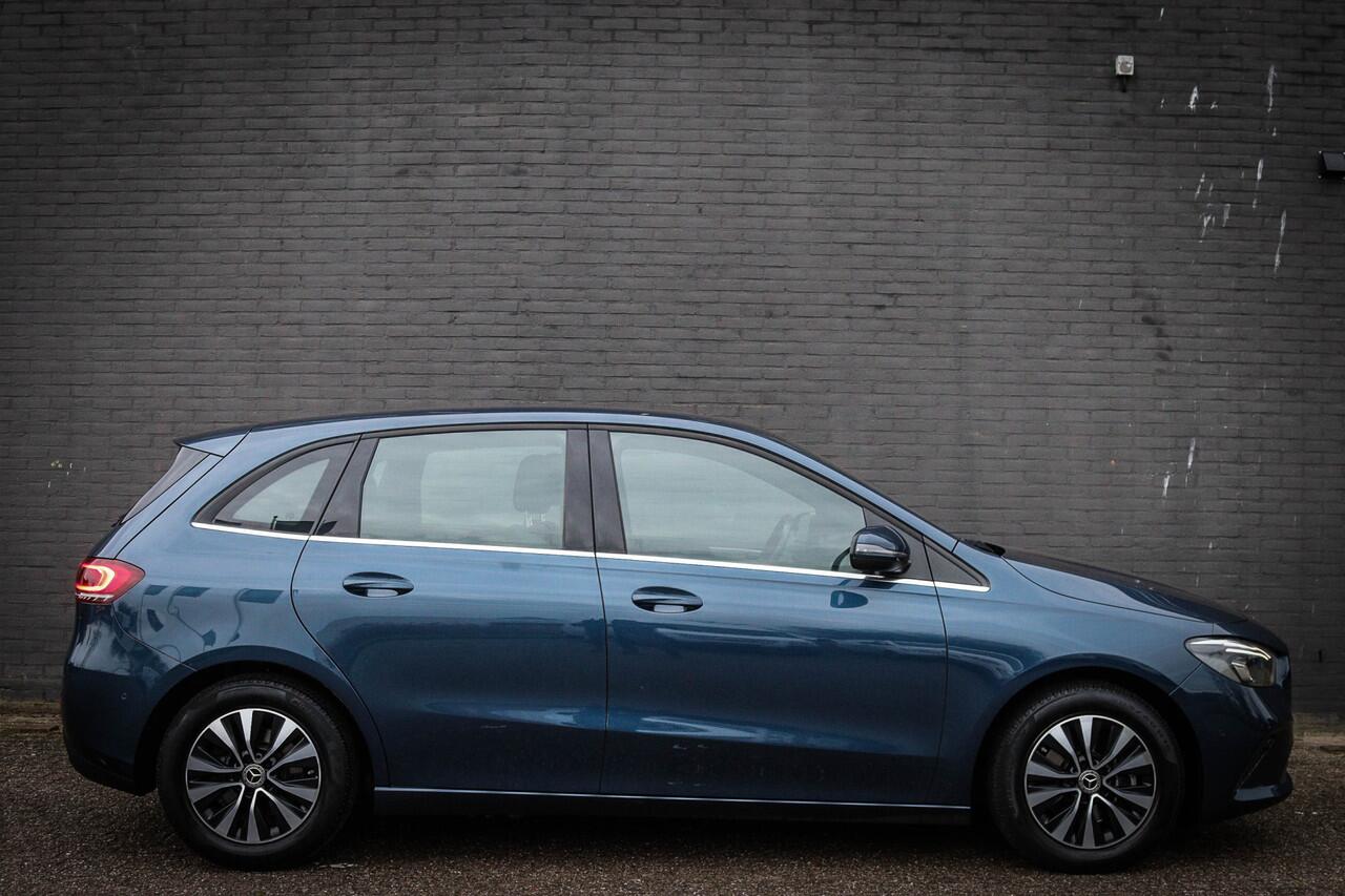Mercedes-Benz B-KLASSE 200 Business Solution Plus Van 21.950,- NU 20.950,- !