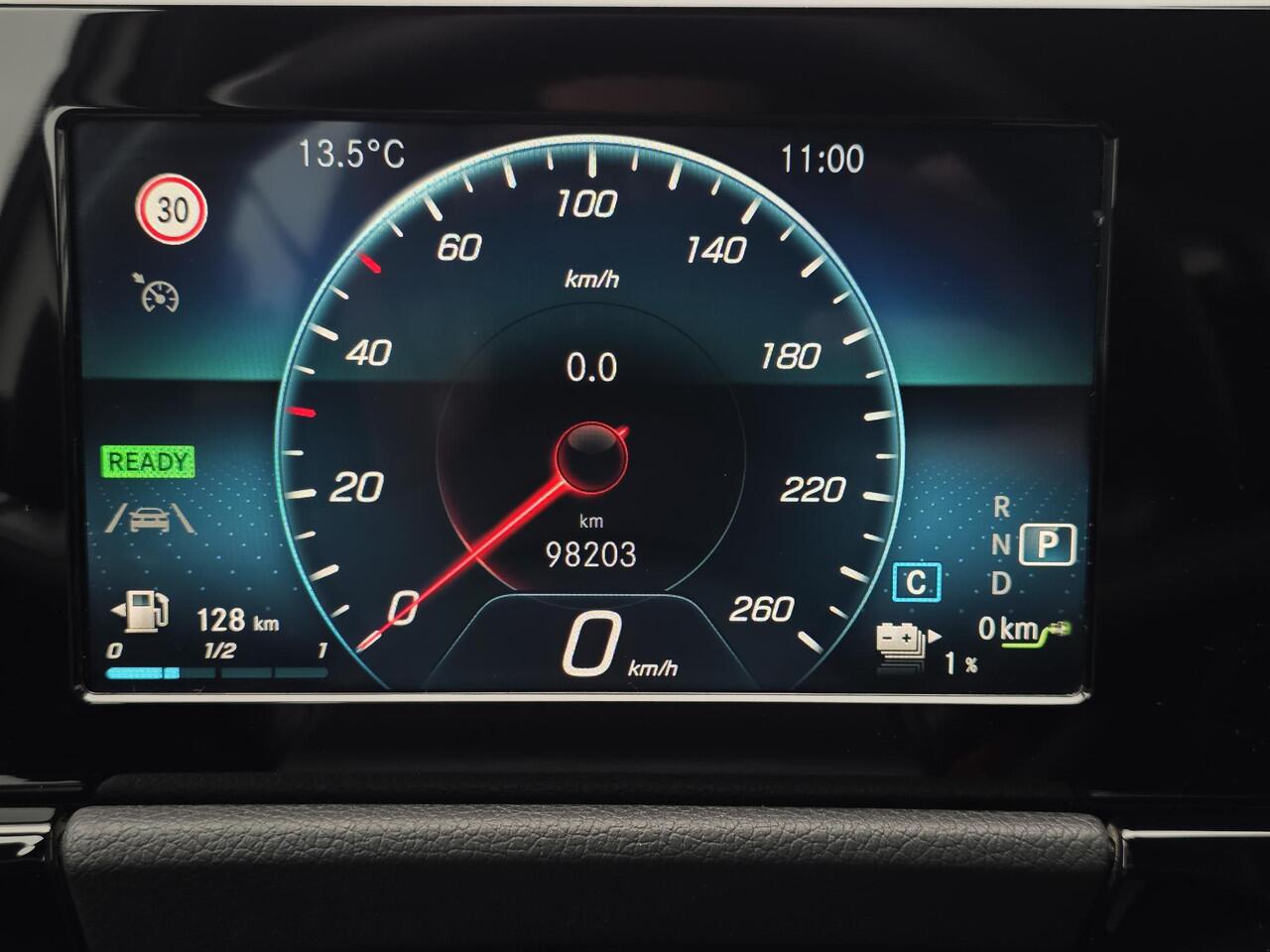 Mercedes-Benz B-KLASSE 250 e Business Solution Luxury Limited /Apple Carplay/Parkeersens. rondom/Stoelverw./Climate&Cruise Contr./DAB+/Half leder/17''/(MET GARANTIE*)