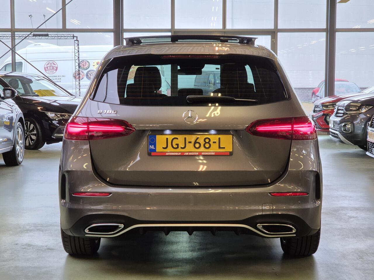 Mercedes-Benz B-KLASSE 180 AMG Line -136pk- Automaat | Panorama dak | Rijklaarprijs incl. 1 jaar Bovag garantie
