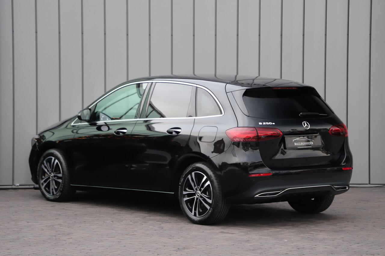 Mercedes-Benz B-KLASSE 250e Luxury Line | 218PK | Keyless-go | Sfeerverlichting | ACC | Stuurwielverw. | Standkachel | 2024.