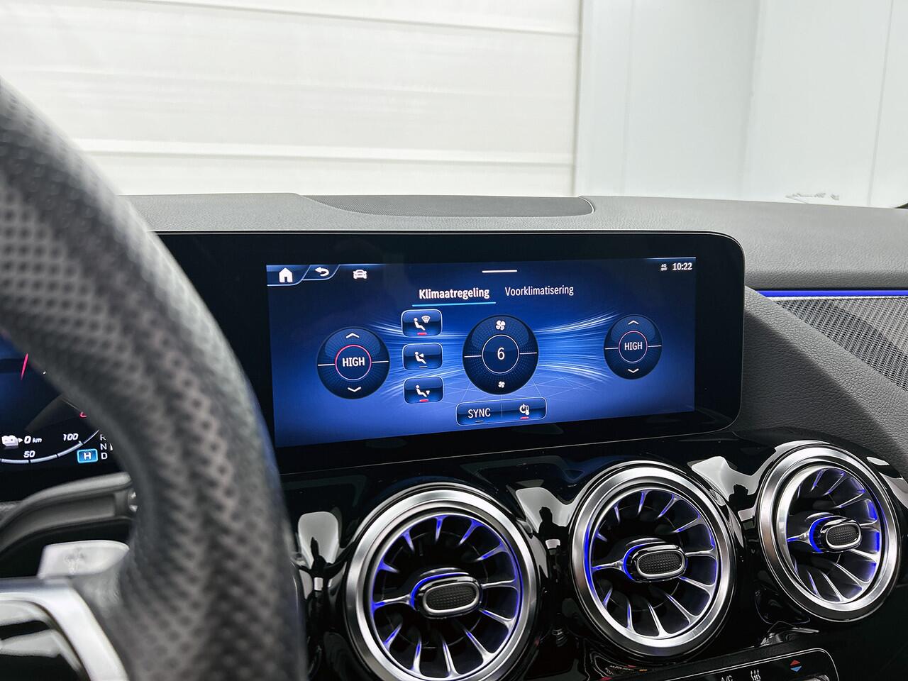 Mercedes-Benz B-KLASSE 250 e AMG Nightpakket Plug-In Hybride | Panoramadak | Distronic | 360° Camera | Keyless Go | Sfeerverlichting | Car Play | Inclusief 24 maanden Mercedes-Benz Certified garantie voor Europa.