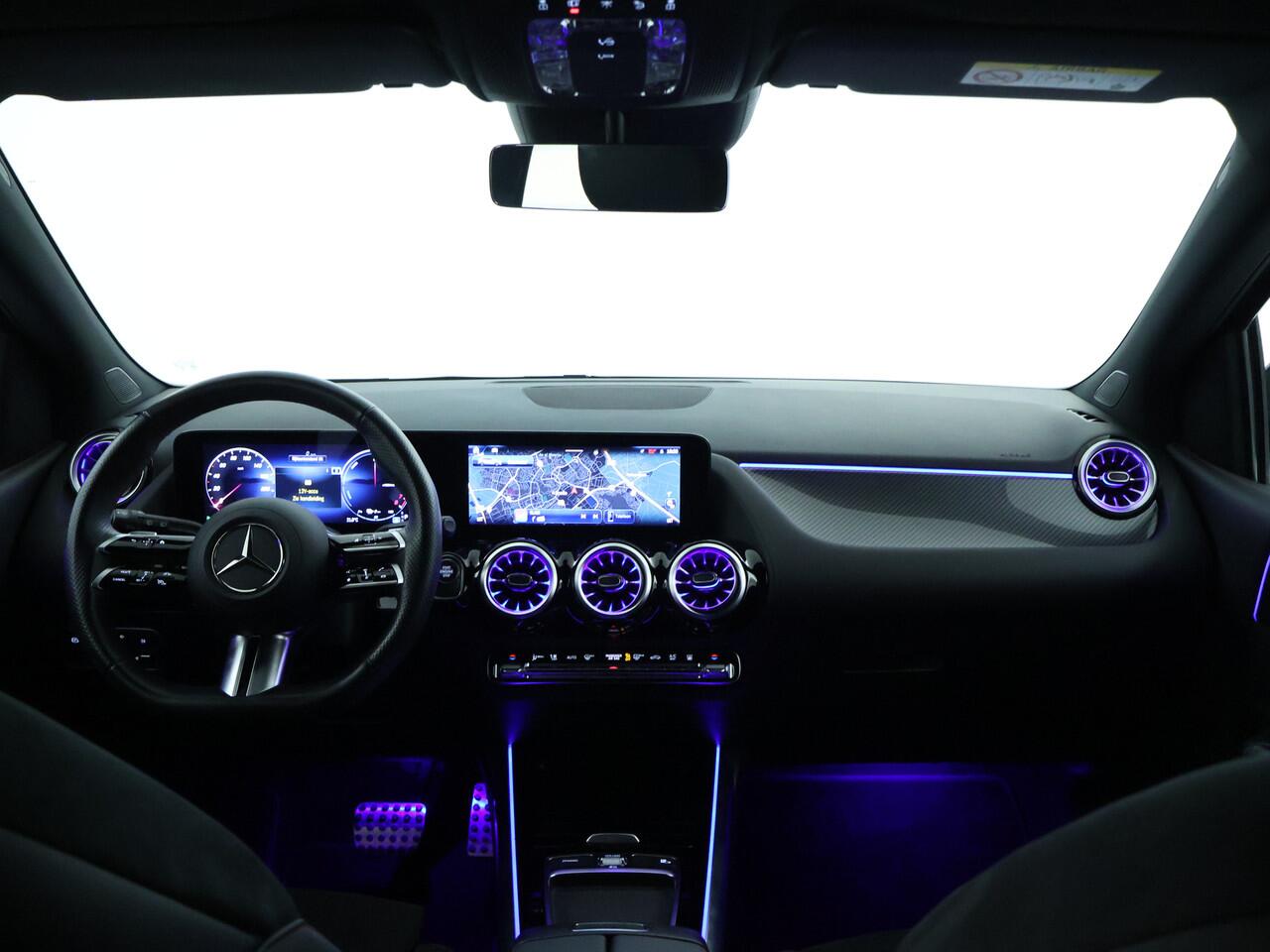 Mercedes-Benz B-KLASSE 250 e Star Edition AMG Line | AMG Line | Night Pakket | Sfeerverlichting | Achteruitrijcamera | Keyless go | EASY PACK achterklep. Inclusief 24 maanden MB Certified garantie voor Europa.