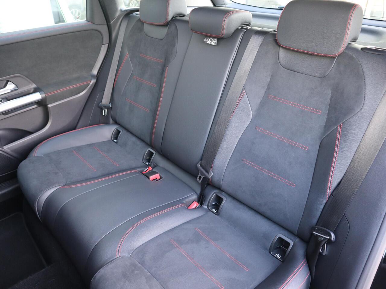 Mercedes-Benz B-KLASSE 250 e AMG Line