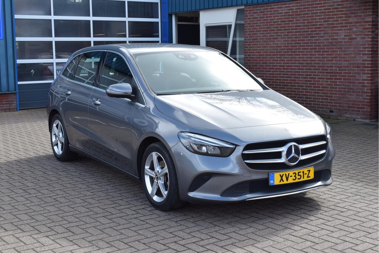 Mercedes-Benz B-KLASSE 180 Launch Edition Premium