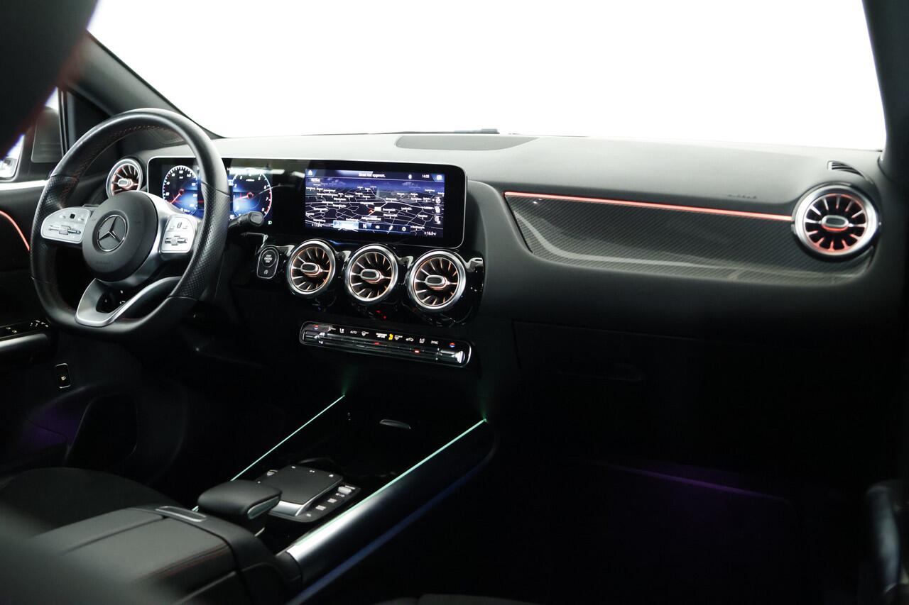 Mercedes-Benz B-KLASSE 180 Business Solution AMG / LED / Navi / Cam / CarPlay / Leder-Alcantara