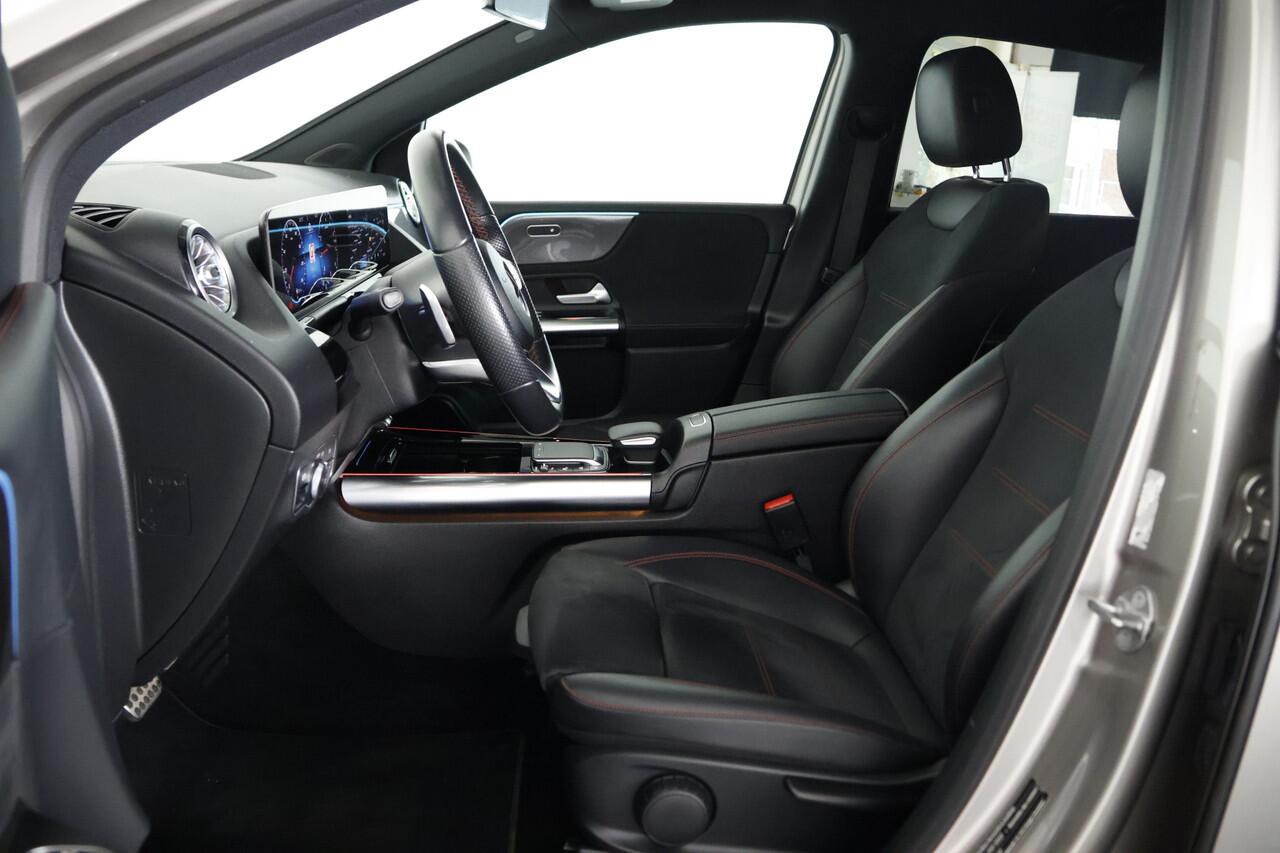 Mercedes-Benz B-KLASSE 180 Business Solution AMG / LED / Navi / Cam / CarPlay / Leder-Alcantara