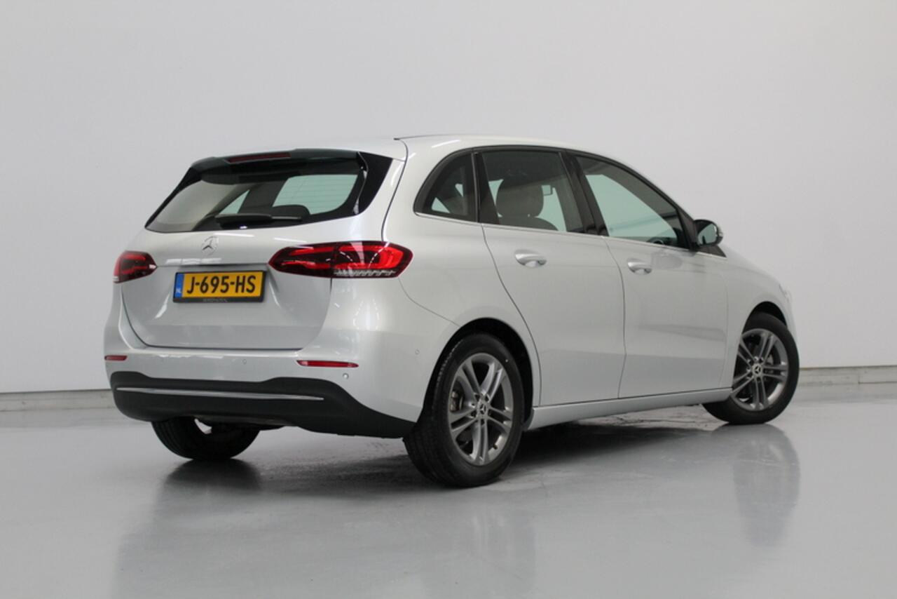 Mercedes-Benz B-KLASSE 160 Advantage RIJKLAAR!! | Full led | NAVI | ? 1e Eigenaar 2020 | CRUISE CONTROLE | CAMERA | ELEC-ACHTERKLEP