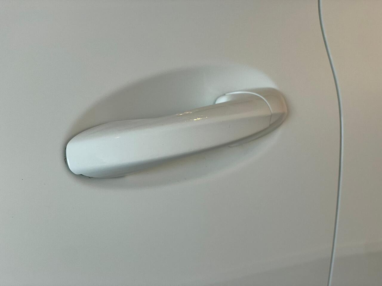 Mercedes-Benz B-KLASSE 180 Business Solution AMG